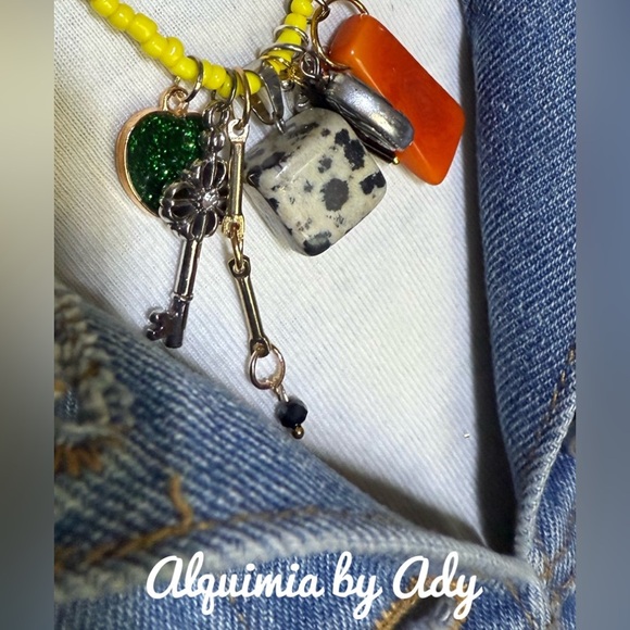 Yellow Beaded Necklace with Charms Dalmatian jasper - Picture 2 of 3